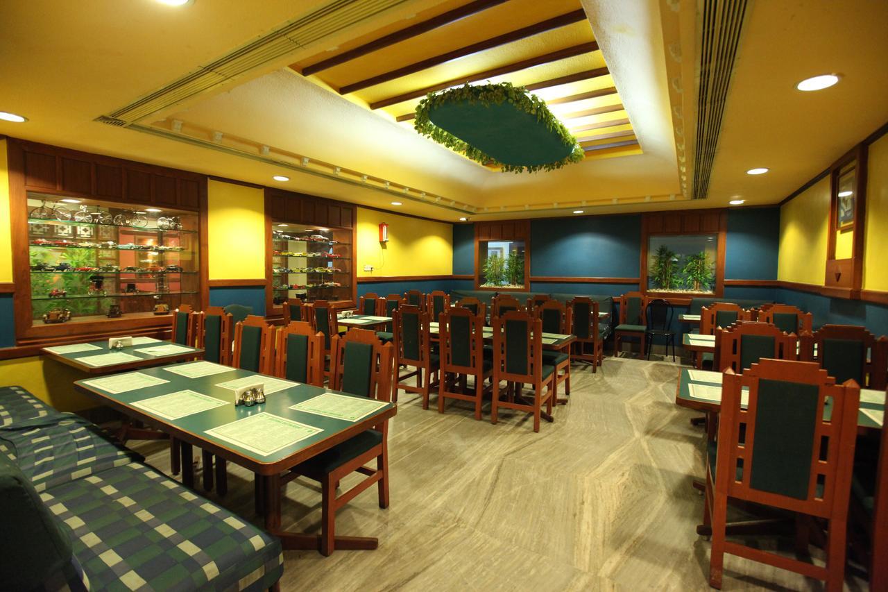New Woodlands Hotel Chennai Exterior foto